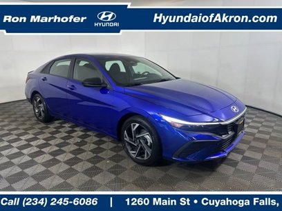 Used 2025 Hyundai Elantra Sport w/ Cargo Package