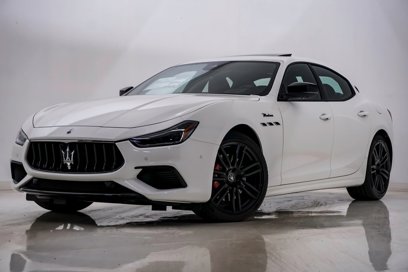 New 2024 Maserati Ghibli Modena Q4