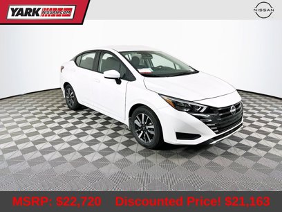 New 2025 Nissan Versa SV w/ Trunk Package