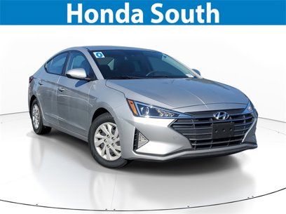 Used 2020 Hyundai Elantra SE w/ Winter Weather Package