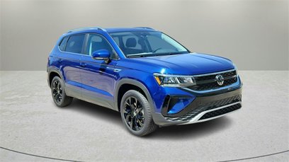 New 2024 Volkswagen Taos SE