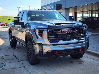 New 2025 GMC Sierra 2500 AT4 w/ AT4 Premium Plus Package