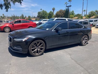 Used 2018 Volvo S90 T5 Momentum w/ Convenience Package