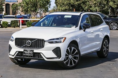 New 2025 Volvo XC60 B5 Plus w/ Protection Package Premier