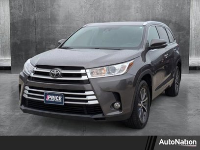 Used 2017 Toyota Highlander XLE