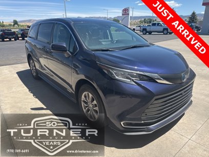 Used 2021 Toyota Sienna LE