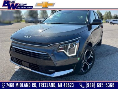 Used 2023 Kia Niro EX Touring
