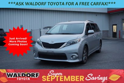 Used 2017 Toyota Sienna SE