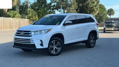 Used 2019 Toyota Highlander LE