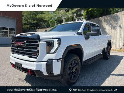 Used 2025 GMC Sierra 2500 AT4 w/ AT4 Premium Plus Package