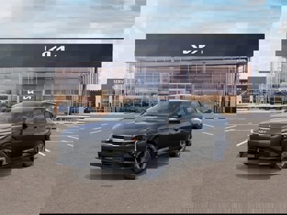 New 2025 Kia K4 LXS