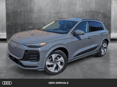 New 2025 Audi Q6 e-tron Premium Plus