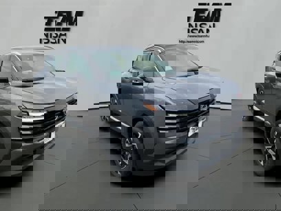 New 2025 Nissan Kicks SV w/ SV Premium Package