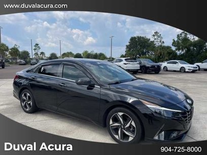 Used 2022 Hyundai Elantra SEL w/ Convenience + Premium Package