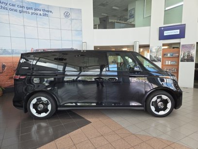 New 2025 Volkswagen ID. Buzz Pro S
