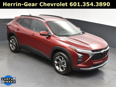 Used 2025 Chevrolet Trax LT w/ Driver Confidence Package