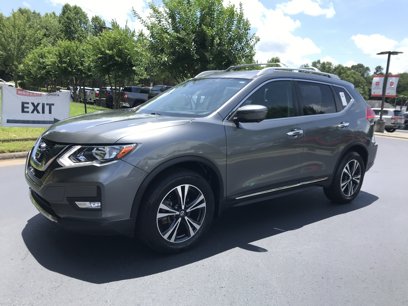 Used 2017 Nissan Rogue SL