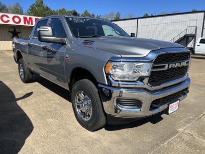 New 2024 RAM 2500 Tradesman w/ Chrome Appearance Group