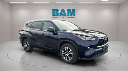 Used 2022 Toyota Highlander XLE