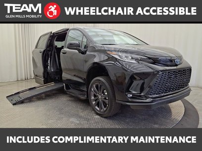 Used 2025 Toyota Sienna XSE