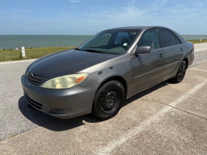Used 2004 Toyota Camry LE