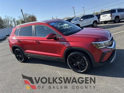 Certified 2024 Volkswagen Taos SE w/ Black Wheel Package