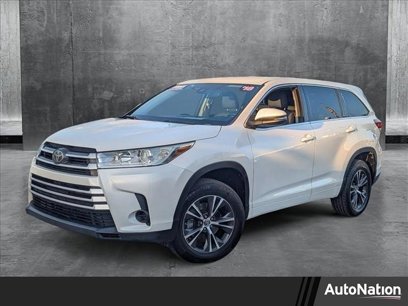 Used 2018 Toyota Highlander LE