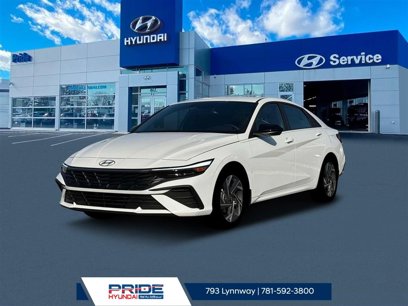 New 2025 Hyundai Elantra SEL