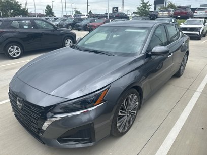 Certified 2025 Nissan Altima 2.5 SL