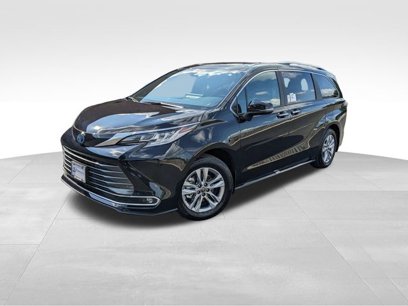 New 2025 Toyota Sienna Limited