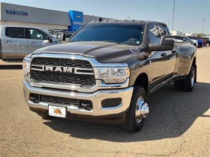 Used 2024 RAM 3500 Tradesman w/ Chrome Appearance Group