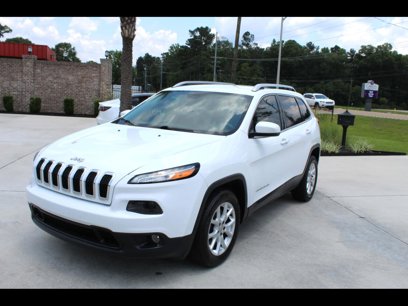 Used 2017 Jeep Cherokee Latitude w/ Safety/Convenience Group