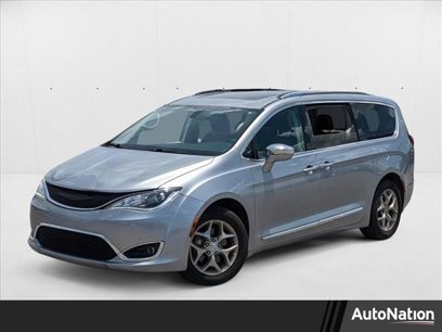 Used 2019 Chrysler Pacifica Limited