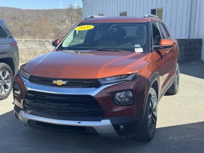 Used 2021 Chevrolet TrailBlazer LT w/ Sun and Liftgate Package