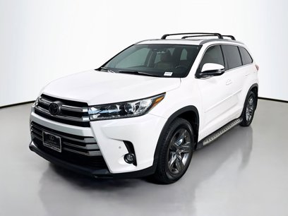 Used 2019 Toyota Highlander Limited Platinum