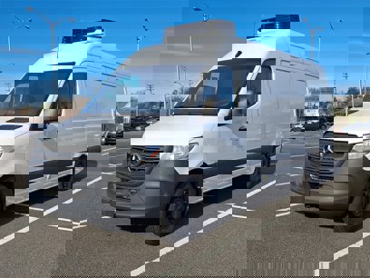 New 2024 Mercedes-Benz Sprinter 2500