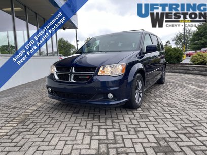 Used 2017 Dodge Grand Caravan SXT w/ Rear Park Assist Package