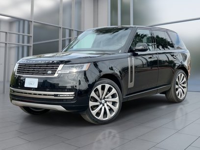 New 2025 Land Rover Range Rover SE