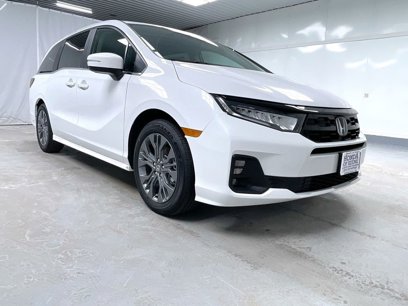 New 2025 Honda Odyssey Touring