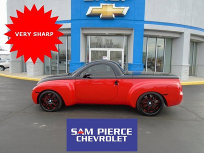 Used 2004 Chevrolet SSR w/ Preferred Equipment Group