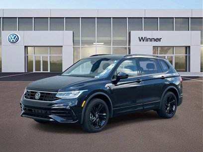 Used 2024 Volkswagen Tiguan SE R-Line