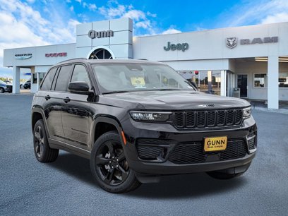 New 2025 Jeep Grand Cherokee Altitude