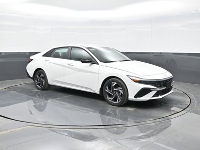 New 2025 Hyundai Elantra SEL