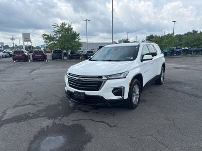 Used 2023 Chevrolet Traverse LT