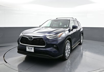 Certified 2022 Toyota Highlander Limited