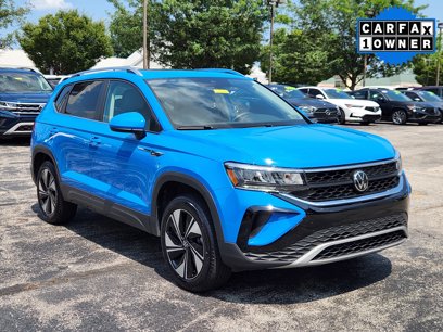 Certified 2024 Volkswagen Taos SE w/ Panoramic Sunroof Package
