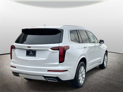 New 2025 Cadillac XT6 Luxury