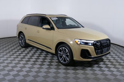 Certified 2025 Audi Q7 2.0T Premium Plus
