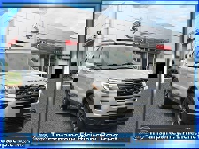 Used 2018 Ford Explorer XLT w/ Equipment Group 202A