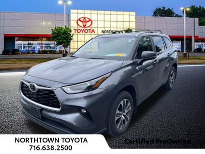 Used 2023 Toyota Highlander XLE